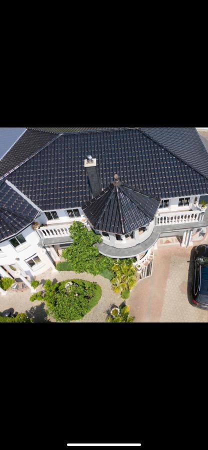 Villa In