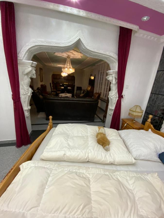 Villa In