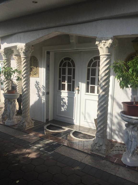 Villa In